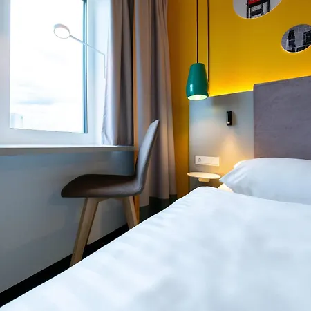 Leonardo Smart Vienna Airport 4*