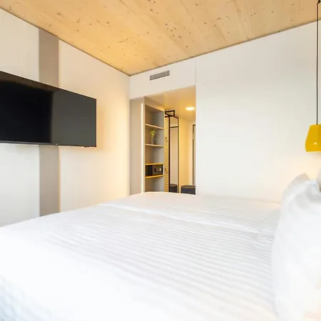 Hotel Leonardo Smart Hotel Vienna Airport 4*